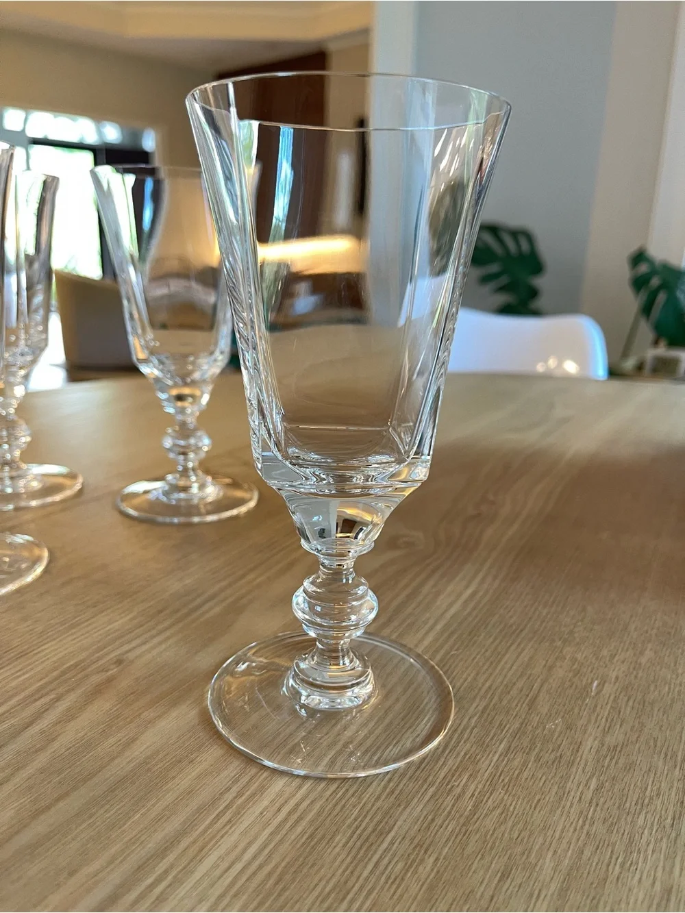 Williams Sonoma 7” Blown Glass Wine Glasses WMS9 Pattern Set of 6